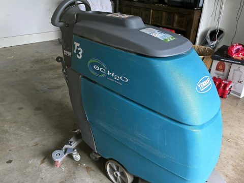 Tennant T3 Walk-Behind Floor Scrubber – Only 192 Hours